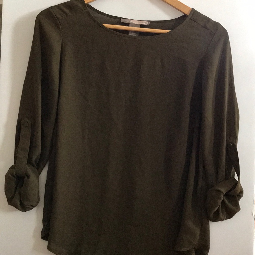 🌻F21 green top